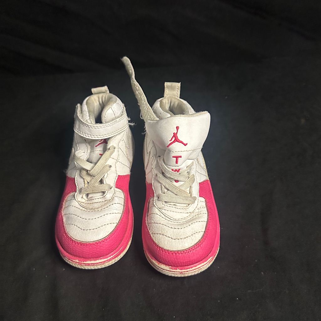 Kids Pink And White SneakersJordan Brand Size 8c416
